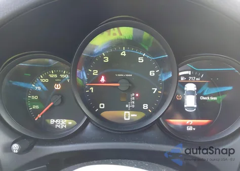 2018 Porsche Macan Sport Edition из США, поврежденный, VIN WP1AA2A54JLB09390